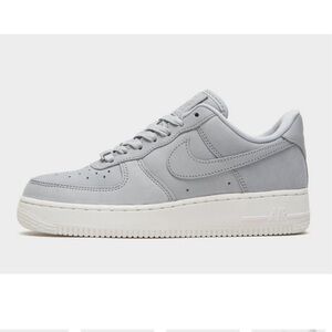 Nike Air Force 1 Light Gray Sneakers